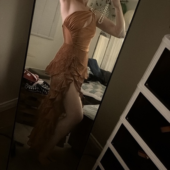 PatBO Elegant One-Shoulder Beach Dress - Picture 4 of 5